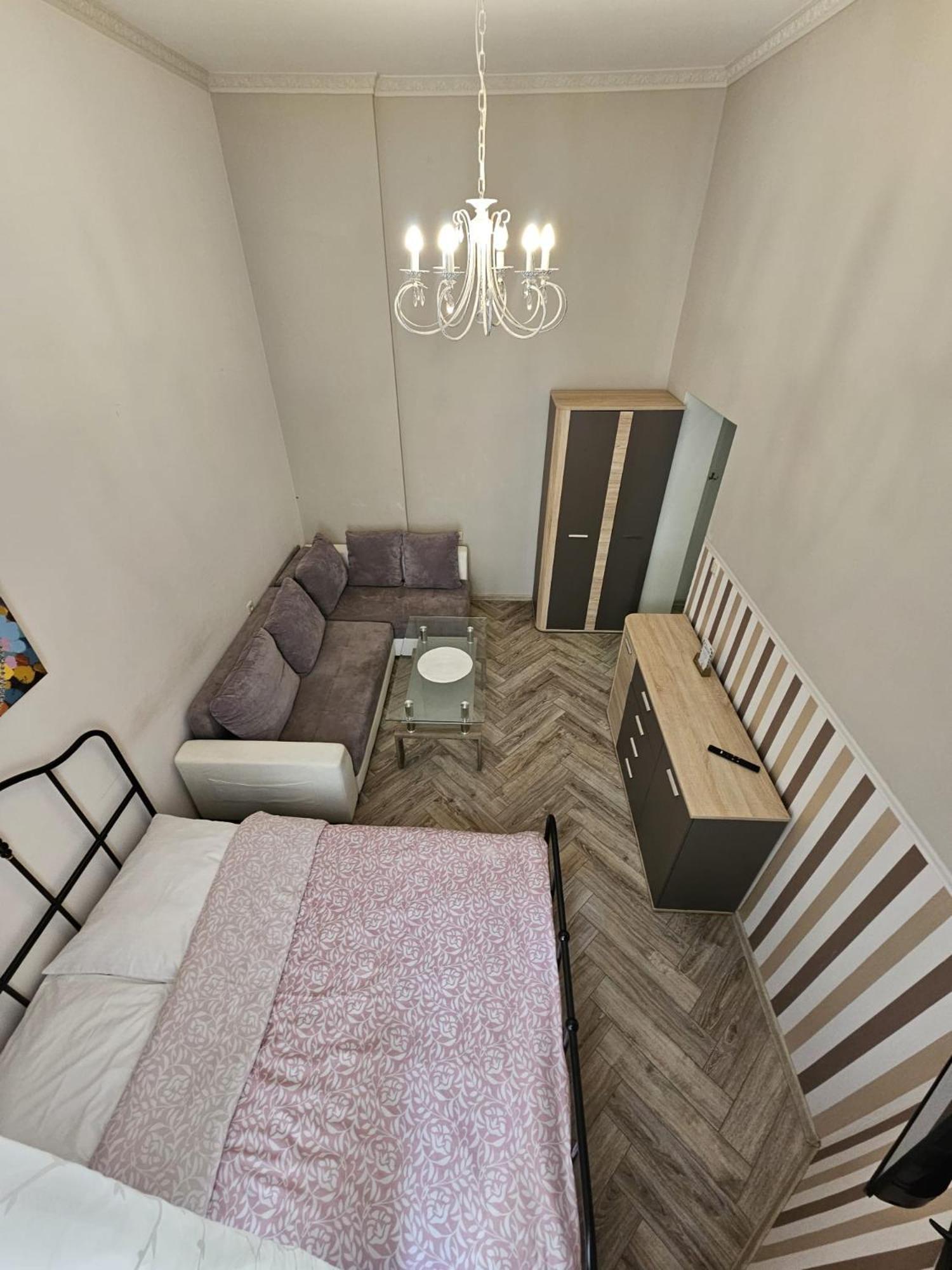 Mikubo Apartment